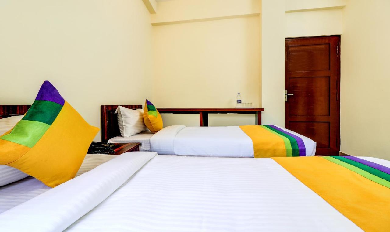 Itsy Hotels Rain Tulsi Stayz, Palarivattom Junction Kochi Екстериор снимка